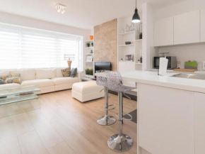 Bright apartment in Ostend near beach